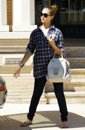 Jessica Alba Feet Toes And Soles 966