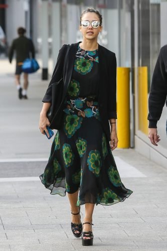 Jessica Alba Feet Toes And Soles 357