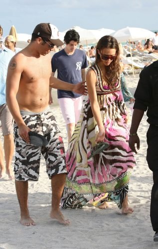 Jessica Alba Feet Toes And Soles 423