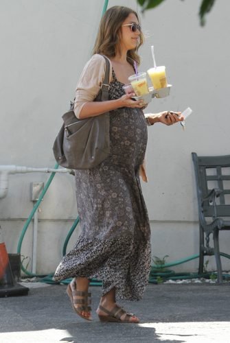 Jessica Alba Feet Toes And Soles 1443