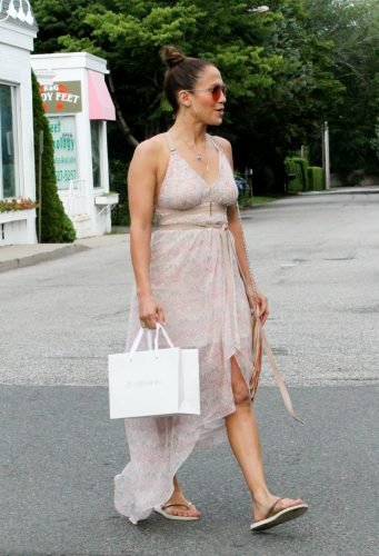 Jennifer Lopez Feet Toes And Soles 1819