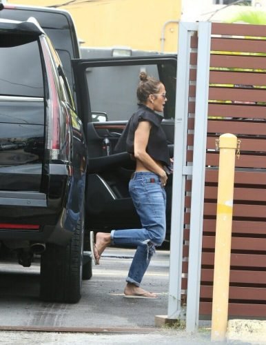Jennifer Lopez Feet Toes And Soles 2005