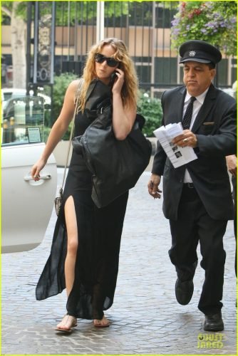 Jennifer Lawrence Feet Toes And Soles 230