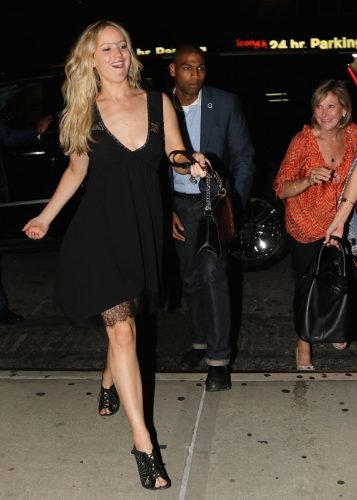 Jennifer Lawrence Feet Toes And Soles 1669