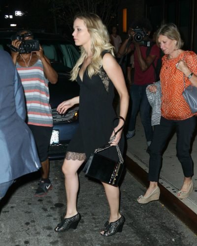 Jennifer Lawrence Feet Toes And Soles 1676
