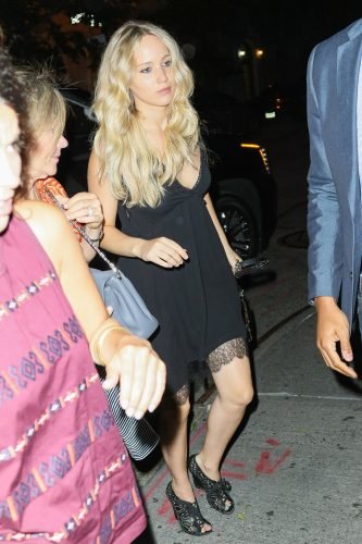 Jennifer Lawrence Feet Toes And Soles 1686
