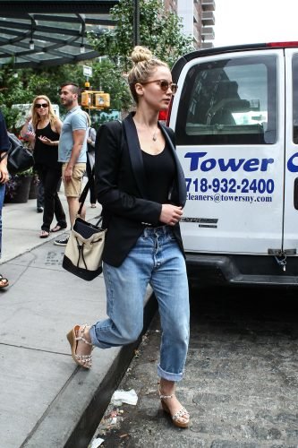 Jennifer Lawrence Feet Toes And Soles 1814