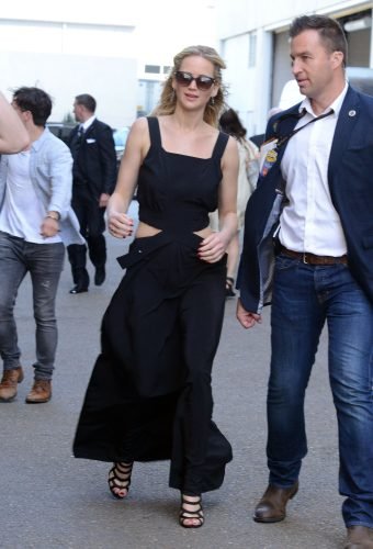 Jennifer Lawrence Feet Toes And Soles 1833