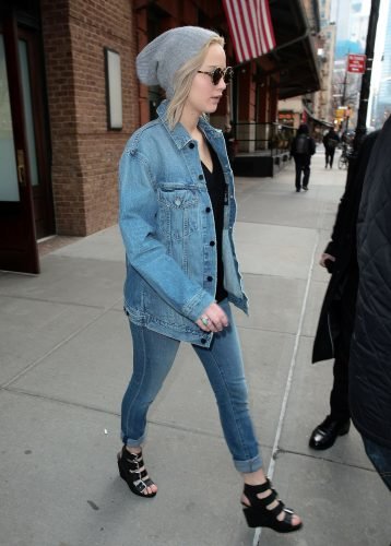 Jennifer Lawrence Feet Toes And Soles 2262