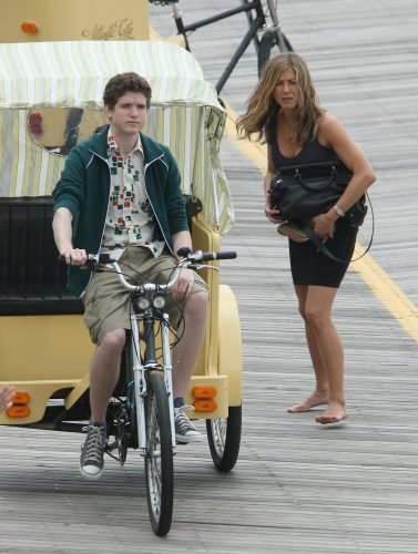 Jennifer Aniston Feet Toes And Soles 894