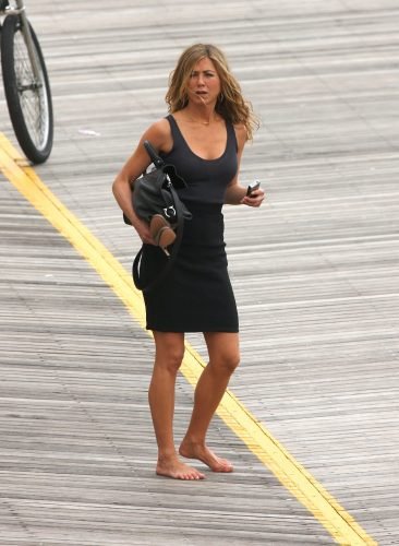 Jennifer Aniston Feet Toes And Soles 1688