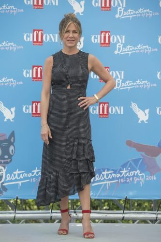 Jennifer Aniston Feet Toes And Soles 1004