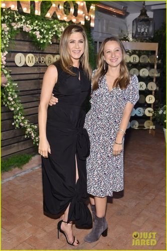 Jennifer Aniston Feet Toes And Soles 1136