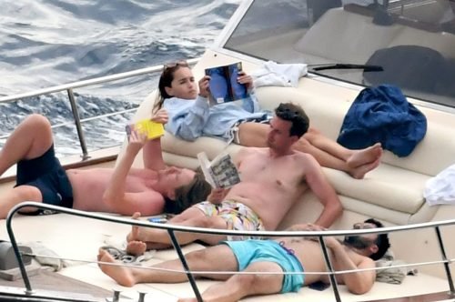 Emilia Clarke Feet Toes And Soles 727