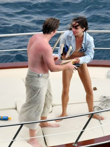 Emilia Clarke Feet Toes And Soles 729