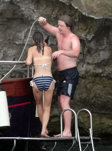 Emilia Clarke Feet Toes And Soles 759