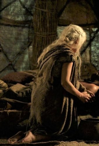 Emilia Clarke Feet Toes And Soles 770