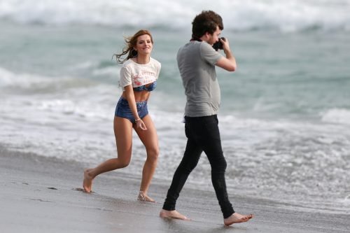 Bella Thorne Feet Toes And Soles 201