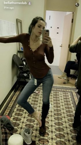 Bella Thorne Feet Toes And Soles 607