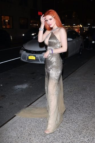 Bella Thorne Feet Toes And Soles 866