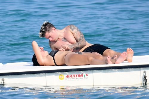 Bella Thorne Feet Toes And Soles 950