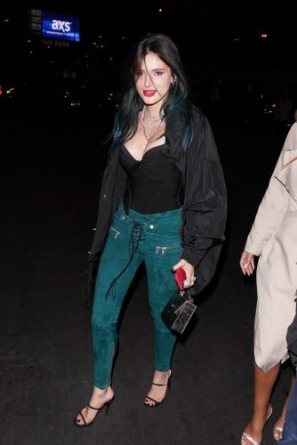 Bella Thorne Feet Toes And Soles 993