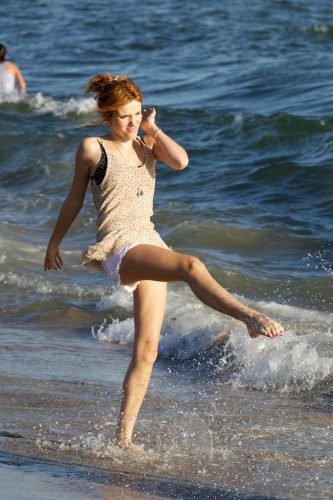 Bella Thorne Feet Toes And Soles 108