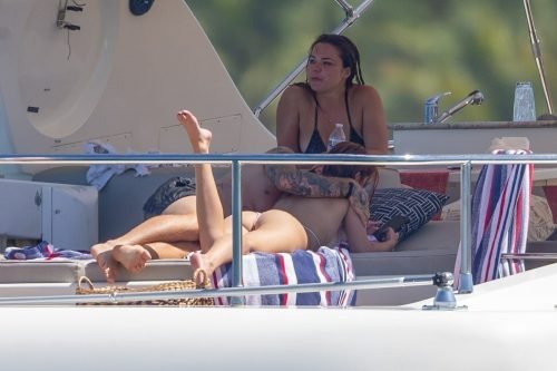 Bella Thorne Feet Toes And Soles 1011