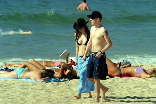 Avril Lavigne Feet Toes And Soles 427