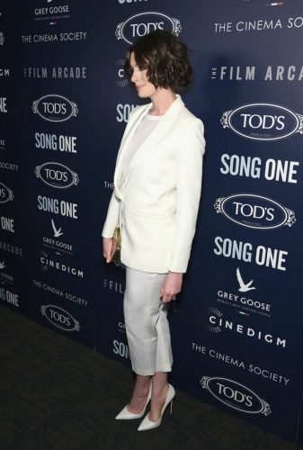 Anne Hathaway Feet Toes And Soles 548