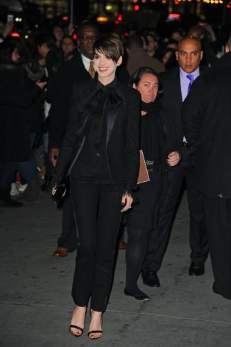 Anne Hathaway Feet Toes And Soles 1656