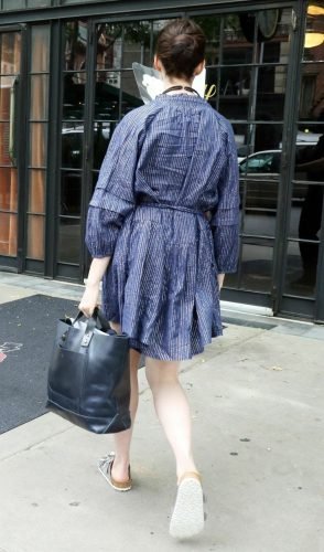 Anne Hathaway Feet Toes And Soles 1312