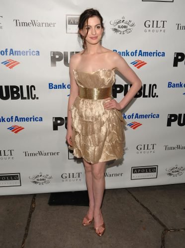 Anne Hathaway Feet Toes And Soles 1544
