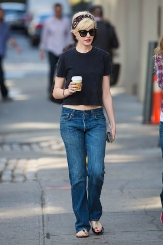 Anne Hathaway Feet Toes And Soles 1576