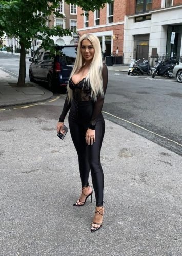 Chloe Ferry Feet Toes And Soles 944