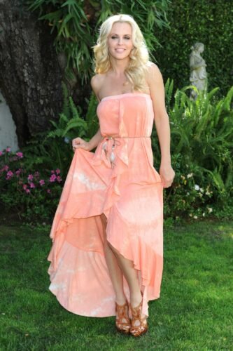 Jenny McCarthy Feet Toes And Soles 142