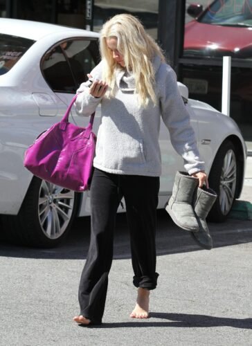 Jenny McCarthy Feet Toes And Soles 156