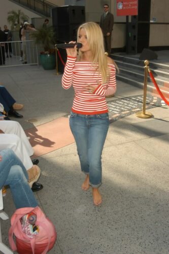 Jessica Simpson Feet Toes And Soles 347