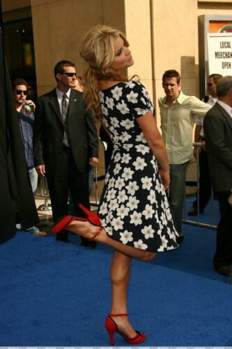 Jessica Simpson Feet Toes And Soles 424