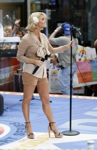 Jessica Simpson Feet Toes And Soles 627
