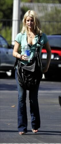 Jessica Simpson Feet Toes And Soles 1687