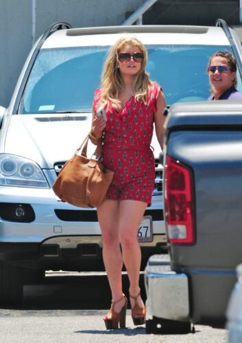 Jessica Simpson Feet Toes And Soles 1833