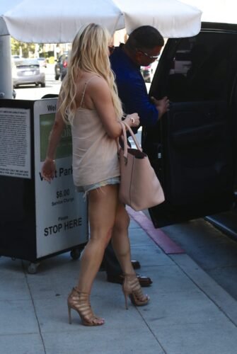 Jessica Simpson Feet Toes And Soles 2126