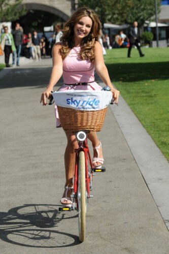 Kelly Brook Feet Toes And Soles 684