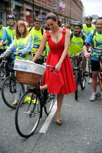 Kelly Brook Feet Toes And Soles 837