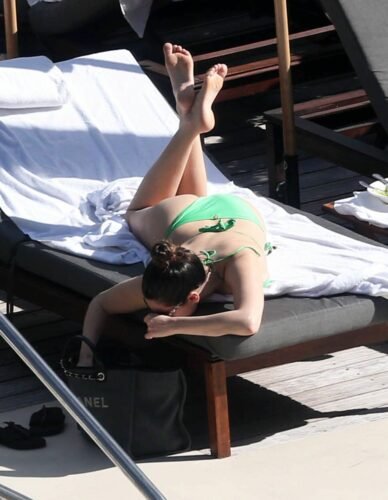 Kelly Brook Feet Toes And Soles 1114