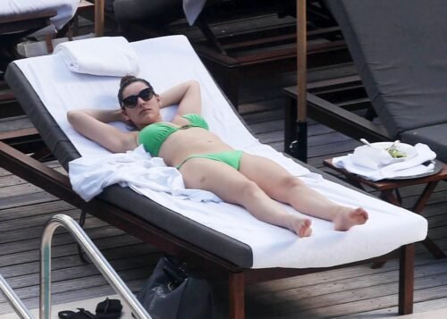 Kelly Brook Feet Toes And Soles 1122