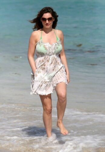 Kelly Brook Feet Toes And Soles 1183