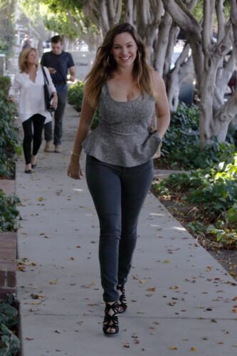 Kelly Brook Feet Toes And Soles 1403