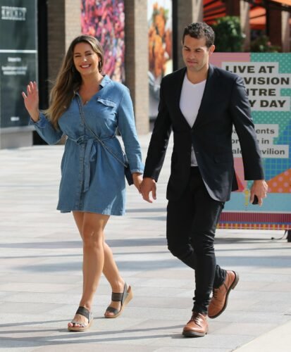 Kelly Brook Feet Toes And Soles 2113